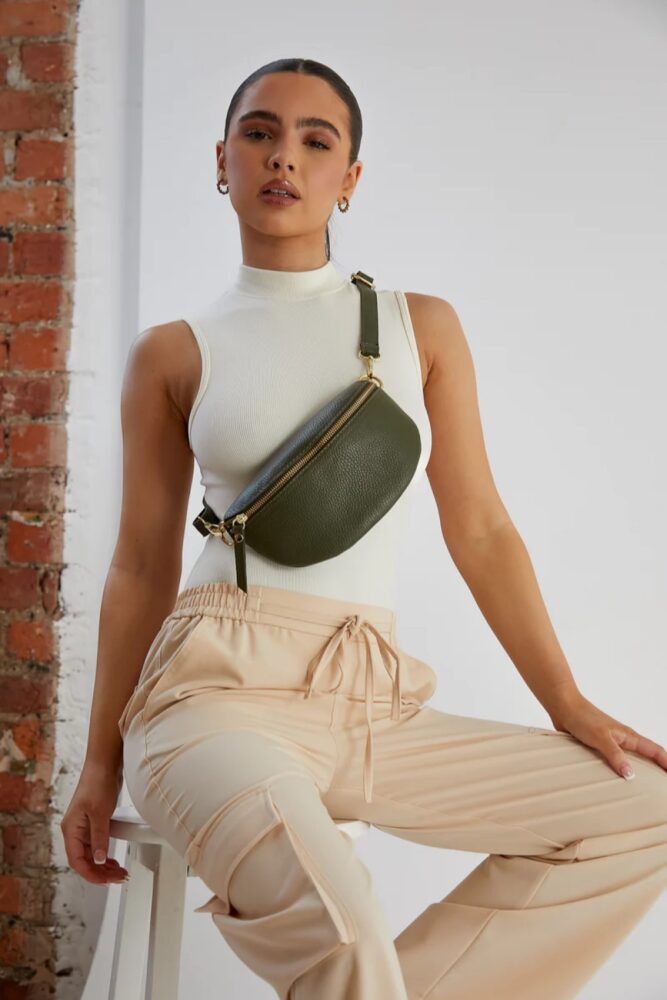 ElieBeaumont olive leather sling bag