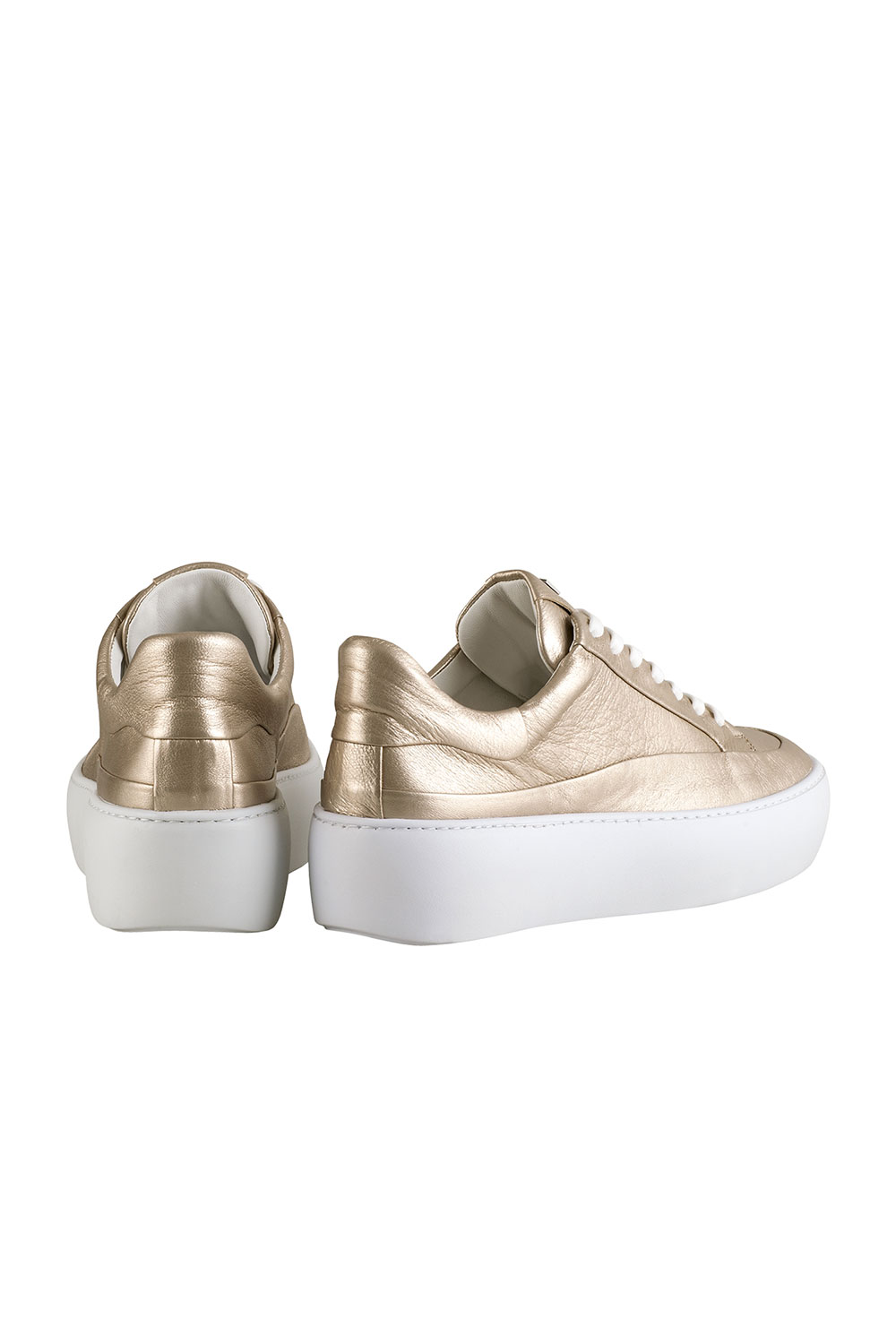 Sneakers in gold sales