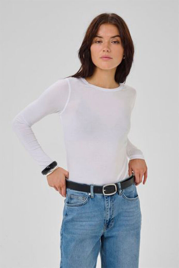 MEW modal white top
