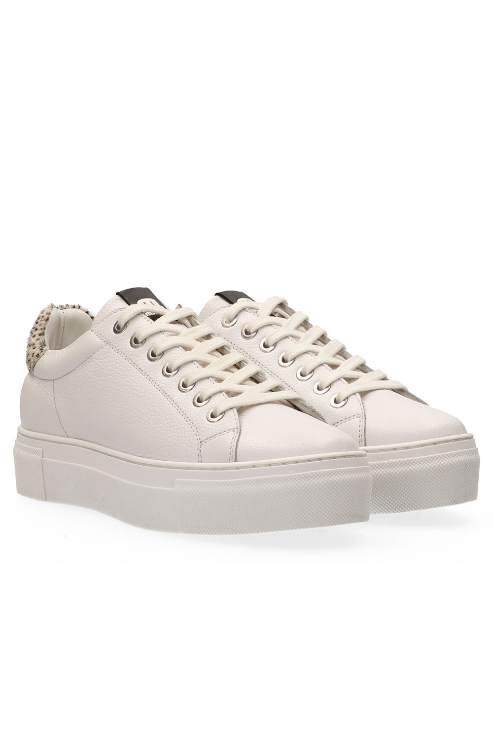 Maruti : Ted White Leather Trainer - jojo Boutique