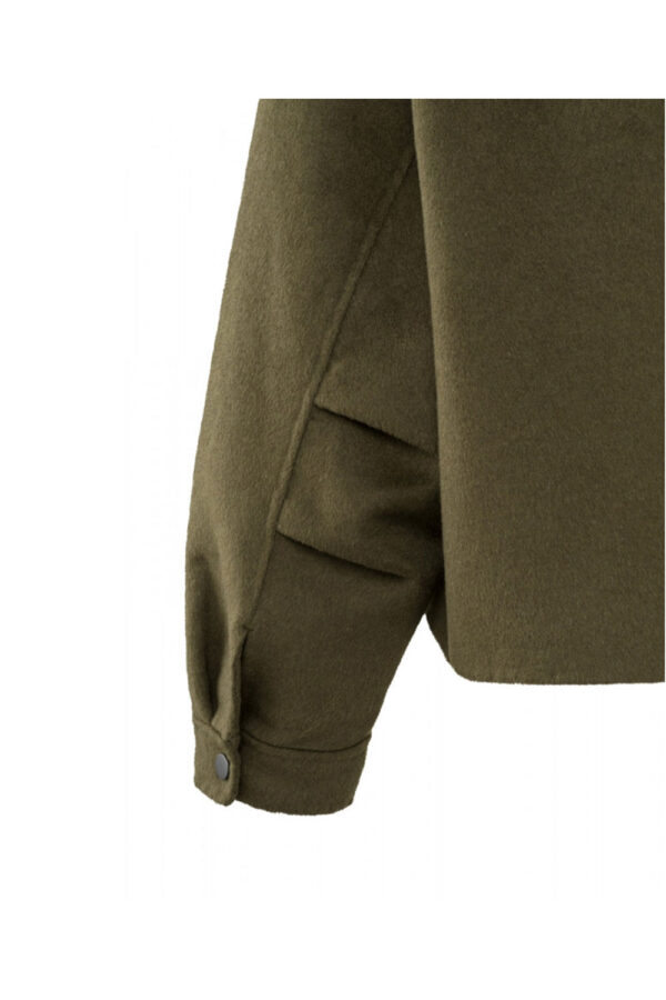 Sleeve of army green short jacket