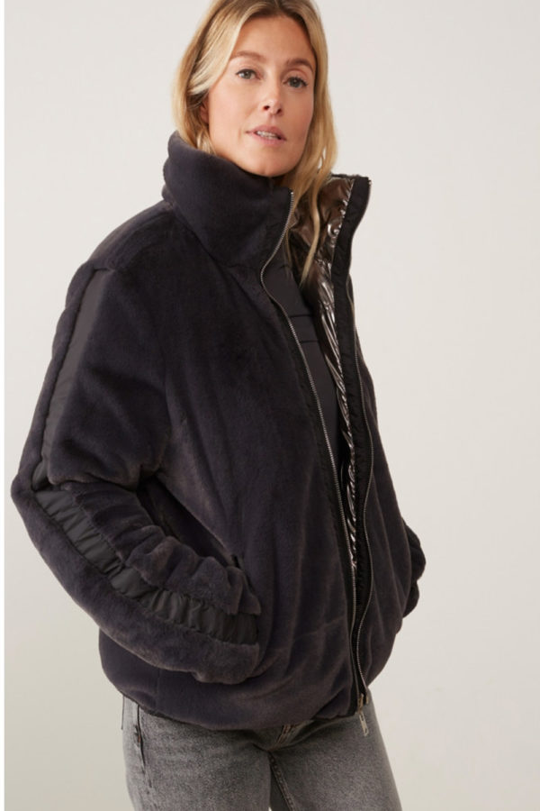 YAYA fauxfur reversable bomber jacket