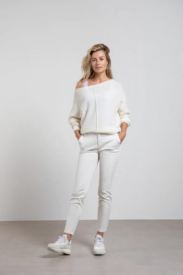 boatneck sweater with long sleeves and a seam detail onyx whitemain