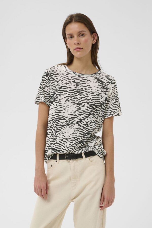 inwear alma t shirt black wavy structure