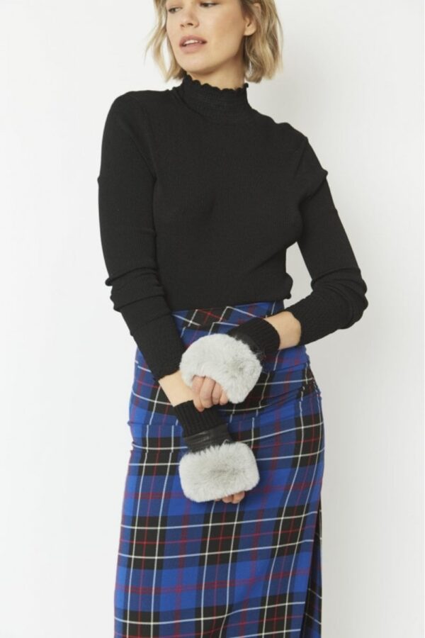 jayley grey faux fur fingerless gloves2