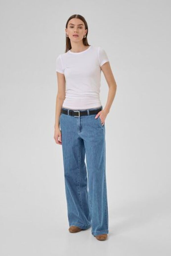 my essential wardrobe soffi jean medium wash