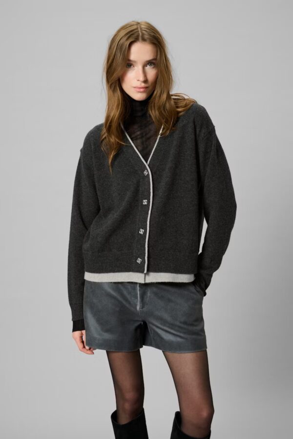 my essential wardrobe tracy grey cardigan