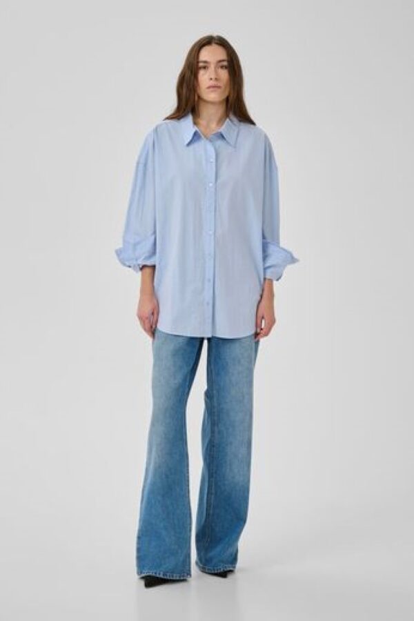 my essential wardrobe vilda sunna boxy shirt