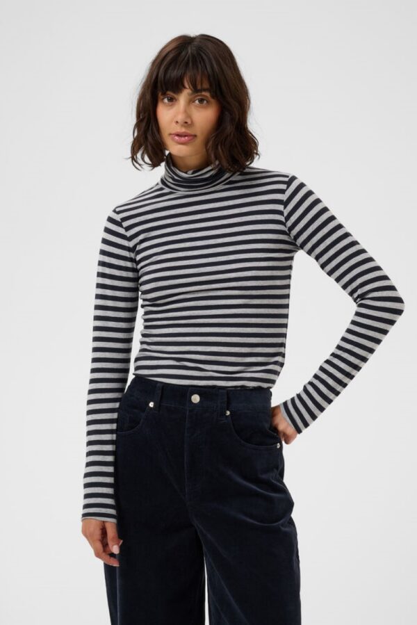 part two efinas rollneck stripe