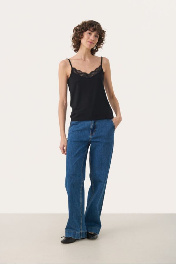 part two nataliene vest top black