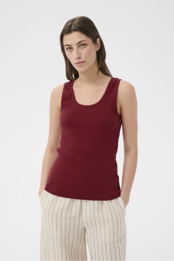 part two roselyn red top