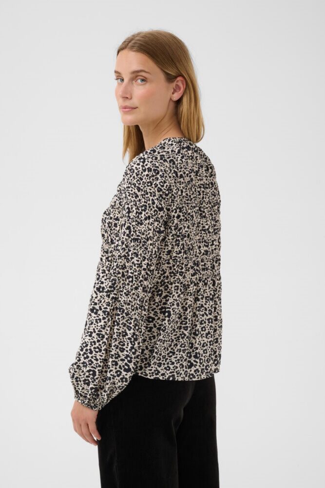 part two siffe navy flower shirt2