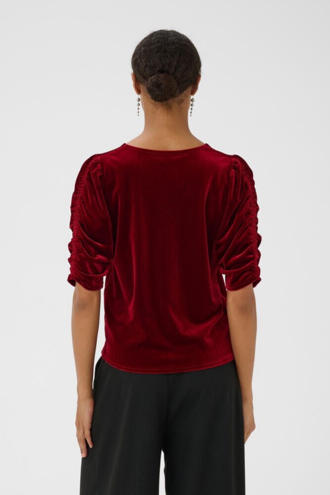 part two valeria velvet top2