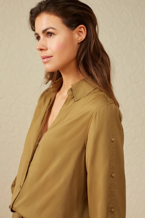 yaya blouse with v neck long sleeves and button details gothic olive green(gal)